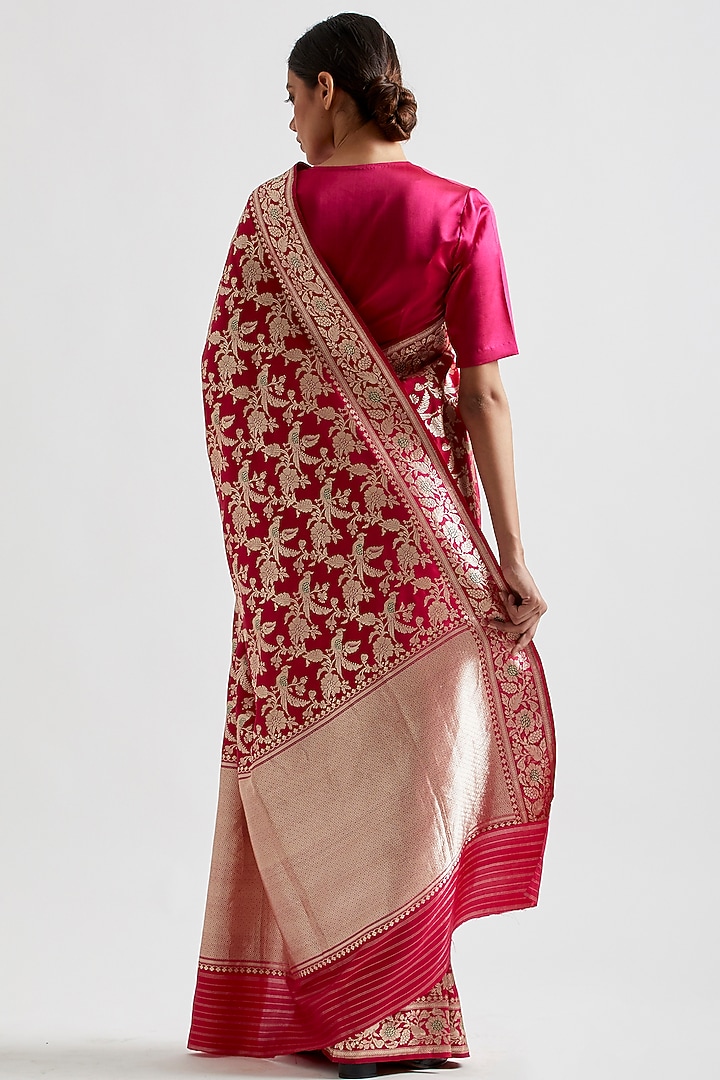 Fuchsia Silk Reception Saree by Kshitij Jalori at Pernia's Pop Up Shop