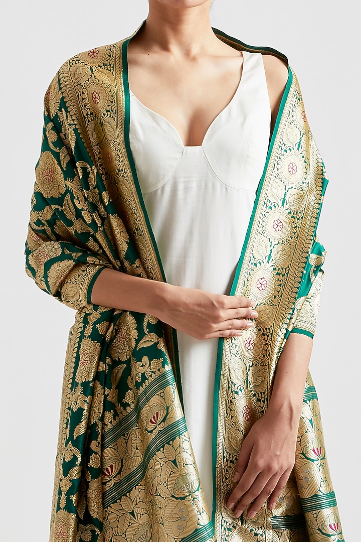 Emerald Green Silk Dupatta by Kshitij Jalori at Pernia's Pop Up Shop