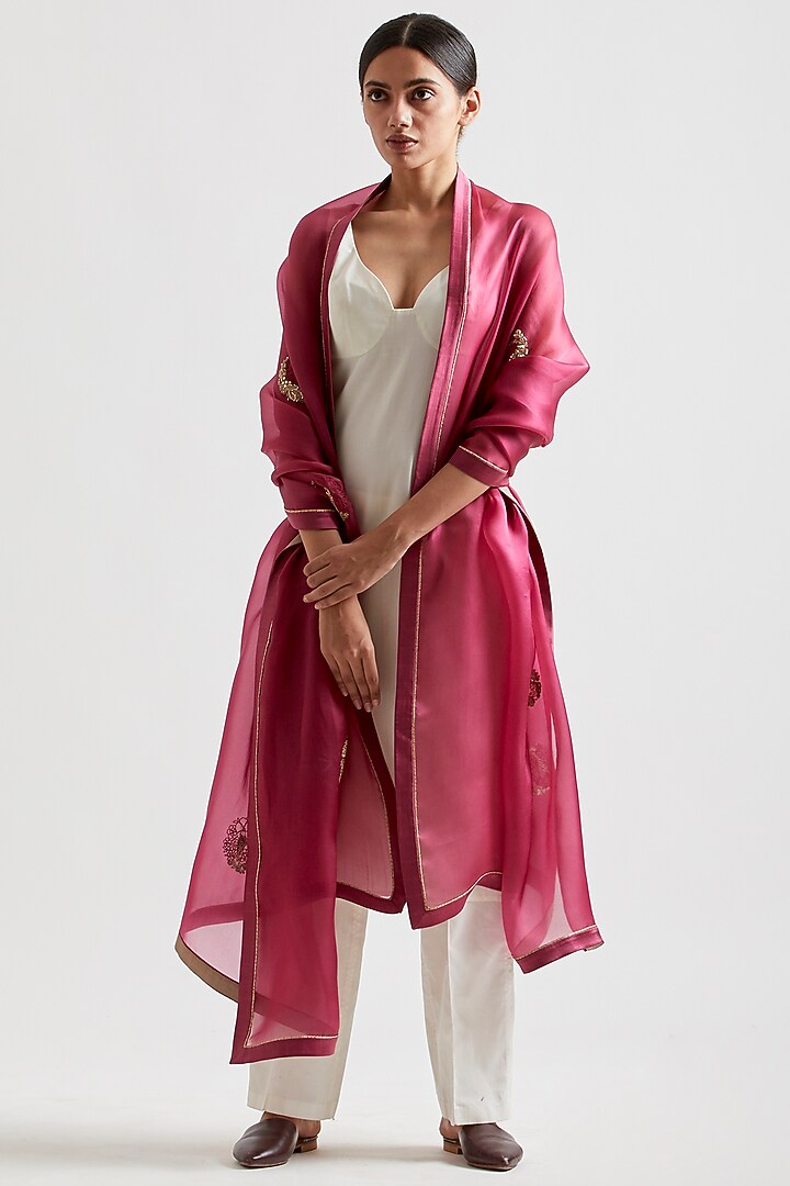 Pale Pink Organza Dupatta by Kshitij Jalori at Pernia's Pop Up Shop