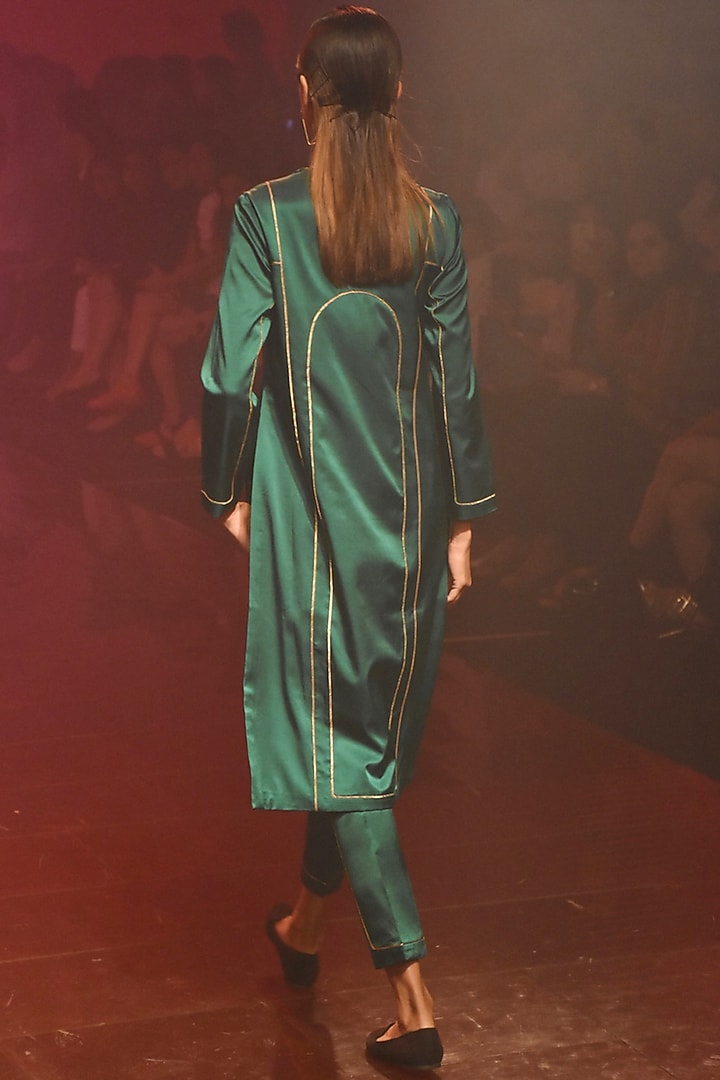 Green Kurta With Pants by Kshitij Jalori at Pernia's Pop Up Shop