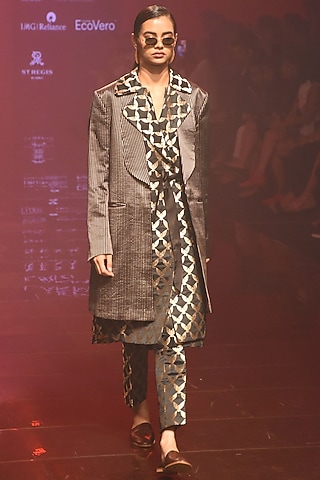 Black Brocade Kurta With Pants by Kshitij Jalori