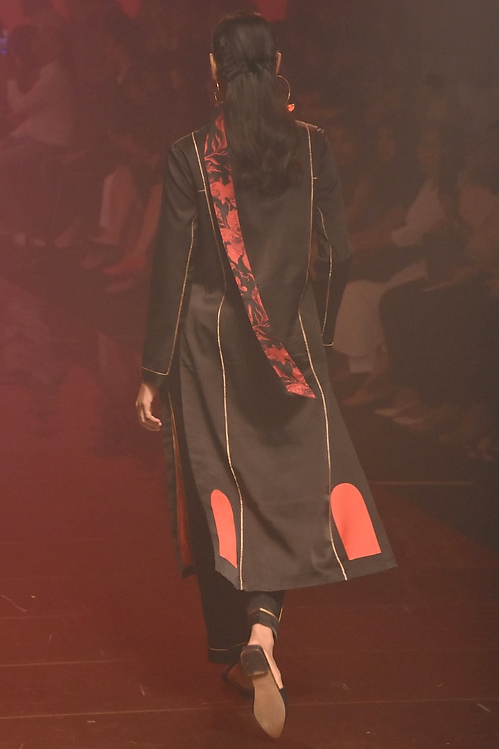 Black Kurta With Pants by Kshitij Jalori at Pernia's Pop Up Shop