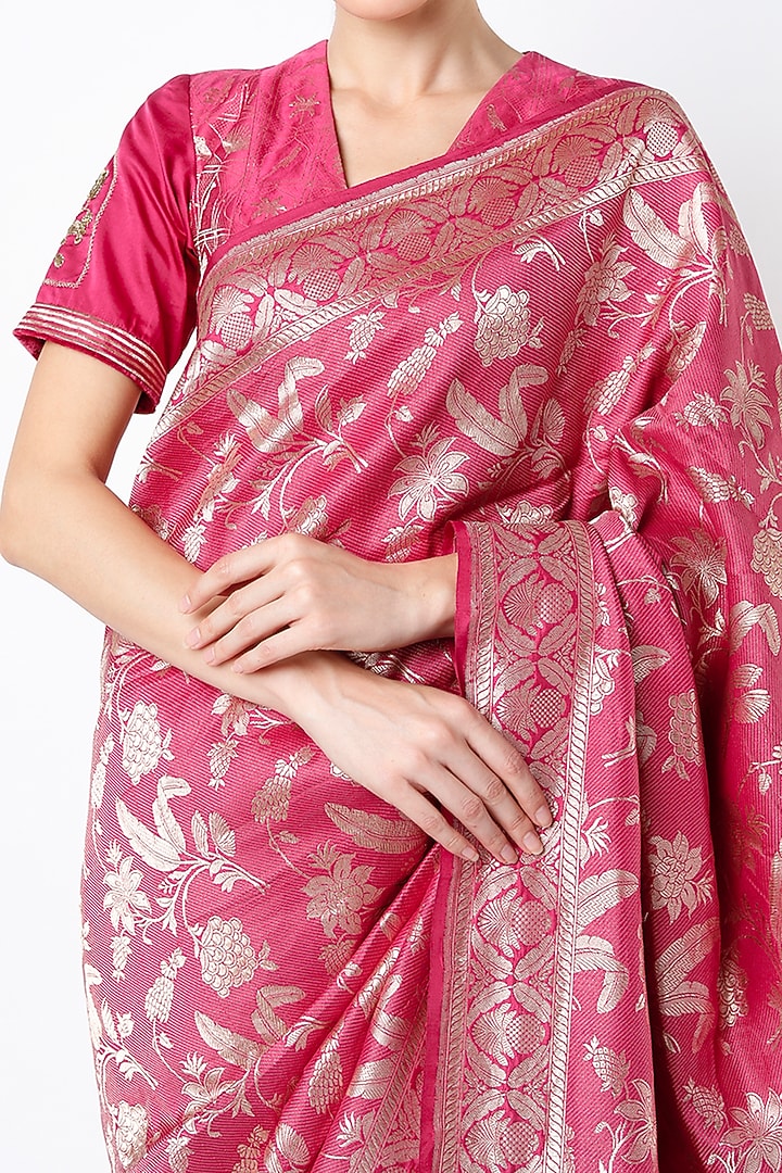 Dark Pink Silk Brocade Wedding Saree by Kshitij Jalori at Pernia's Pop Up Shop