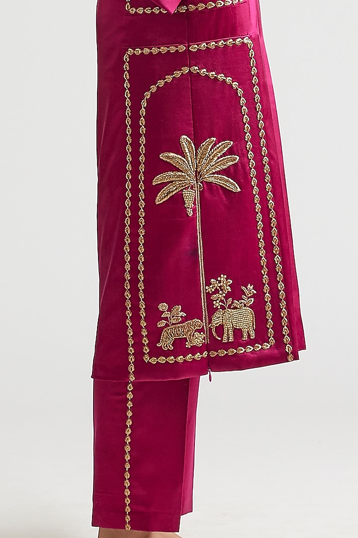 Mulberry Pink Silk Satin Crepe Kurta Set by Kshitij Jalori at Pernia's Pop Up Shop