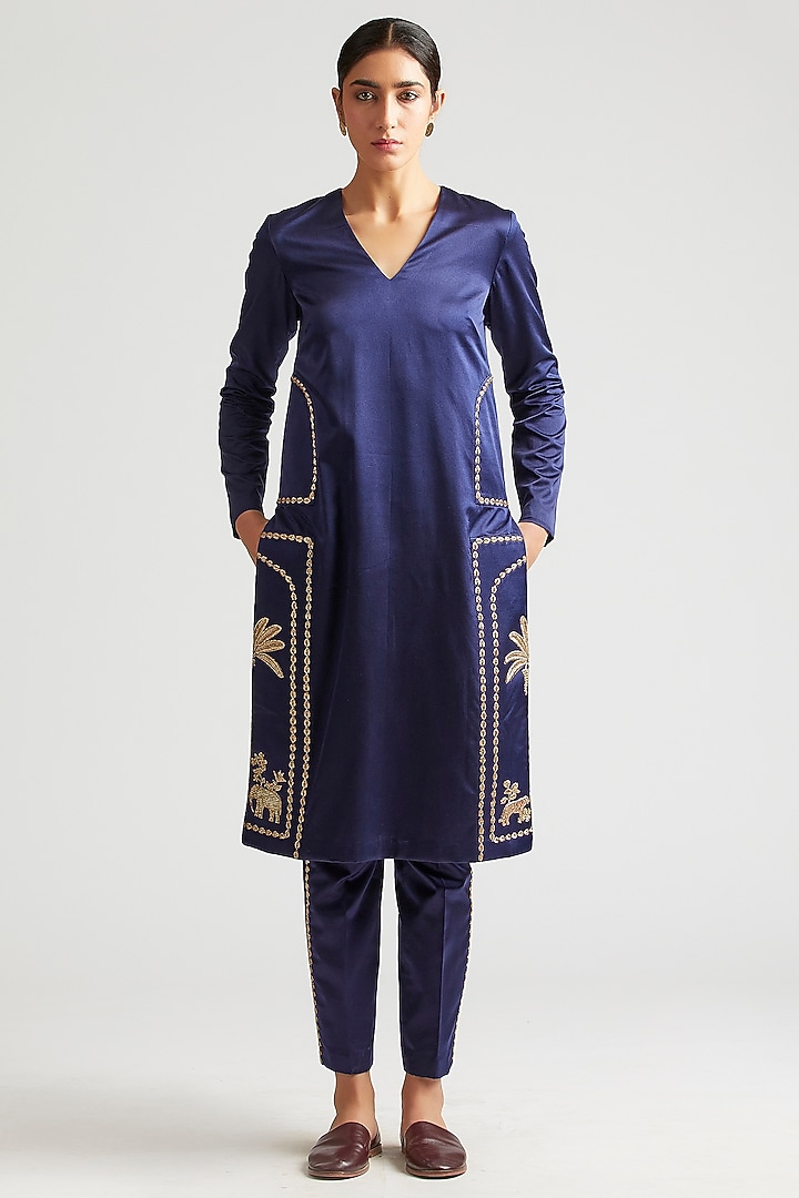 Blue Silk Satin Crepe Kurta Set by Kshitij Jalori at Pernia's Pop Up Shop