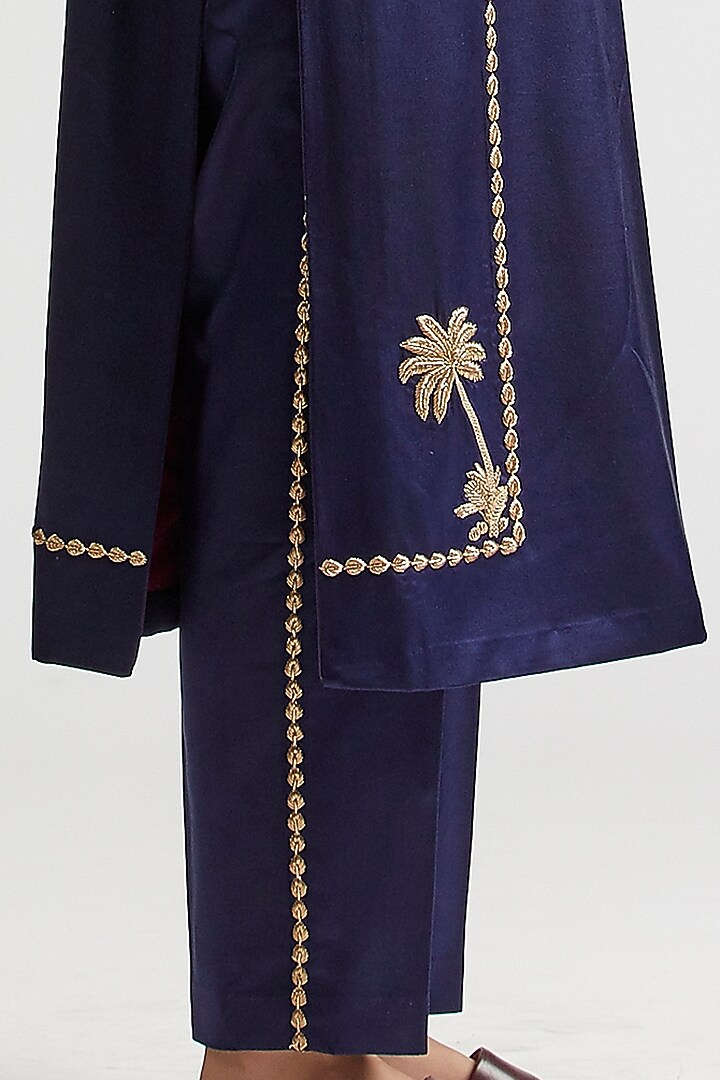 Sapphire Blue Kurta Set In Silk Satin Crepe by Kshitij Jalori at Pernia's Pop Up Shop