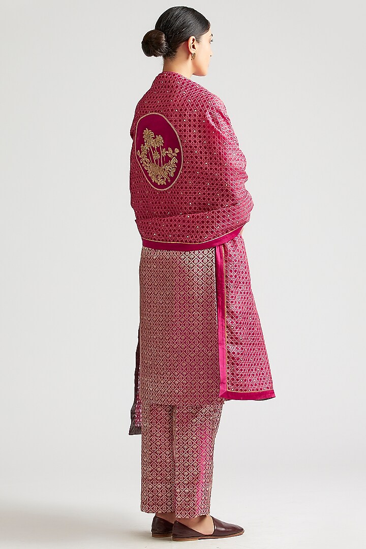 Mulberry Pink Kurta Set In Silk Mashru by Kshitij Jalori at Pernia's Pop Up Shop