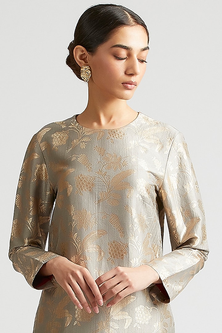 Shadow Grey Silk Brocade Kurta Set by Kshitij Jalori at Pernia's Pop Up Shop