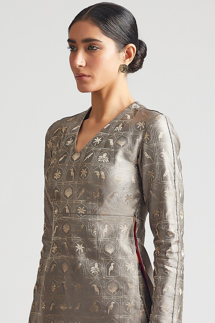 Shadow Grey Silk Brocade Kurta Set by Kshitij Jalori at Pernia's Pop Up Shop
