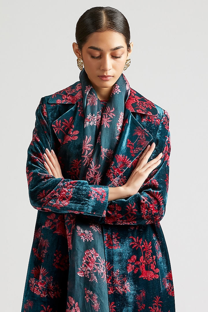 Deep Turquoise Kurta Set With Trench Coat by Kshitij Jalori at Pernia's Pop Up Shop