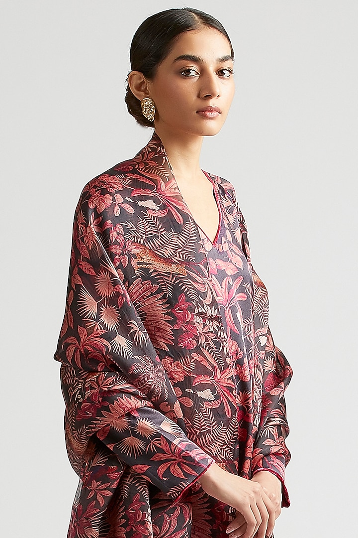 Charcoal Grey Silk Satin Crepe Kurta Set by Kshitij Jalori at Pernia's Pop Up Shop