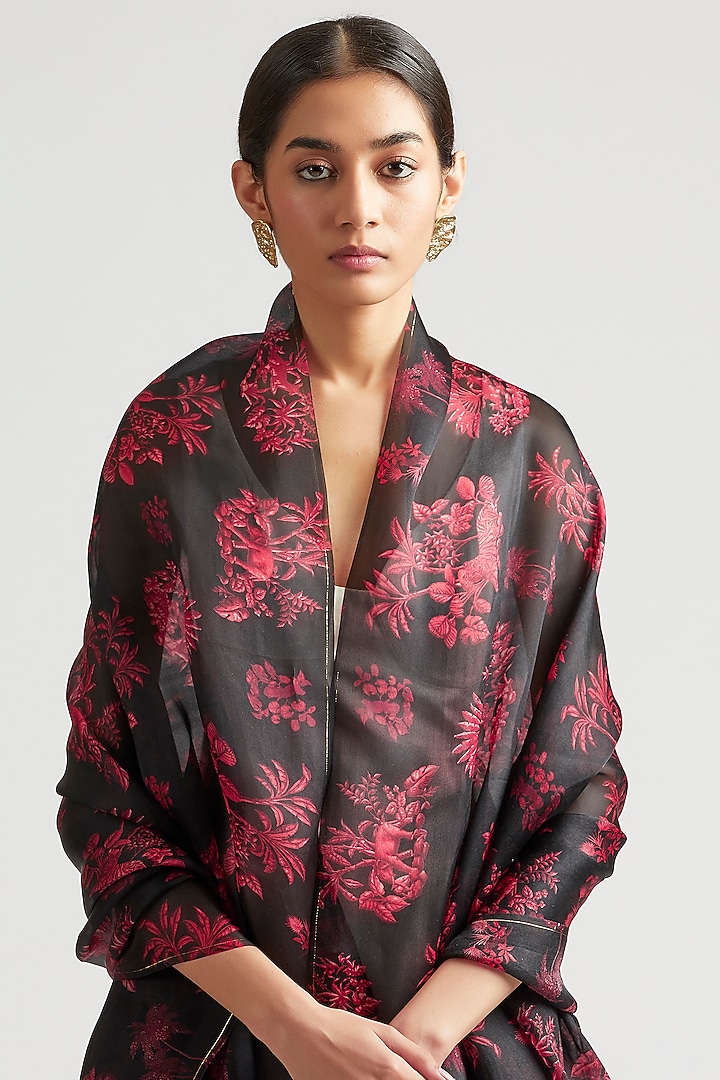 Black Silk Organza Printed Dupatta by Kshitij Jalori at Pernia's Pop Up Shop