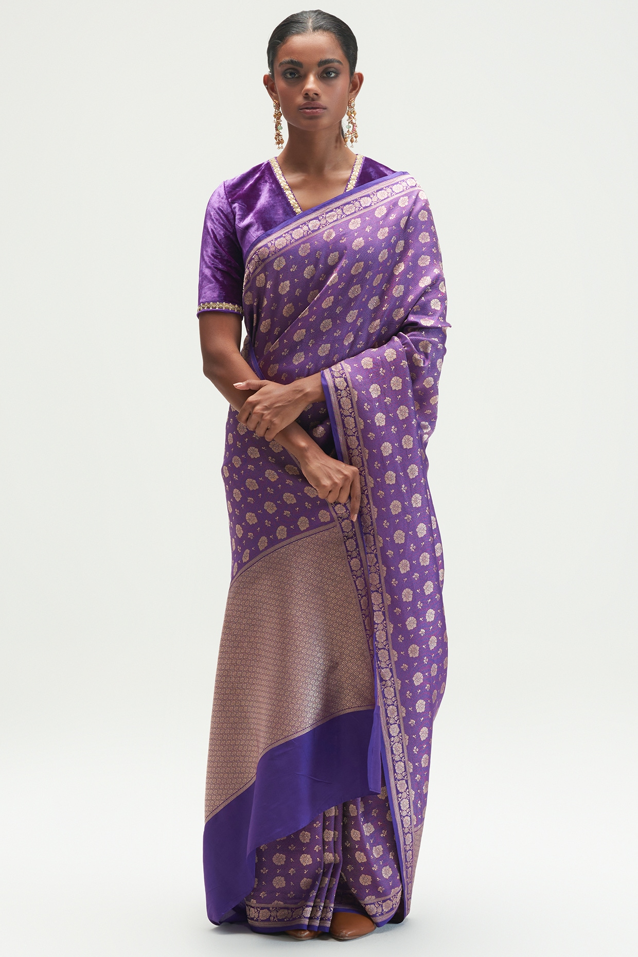 Buy Via East Jamun Purple Earthy Linen Saree with Unstitched Blouse online