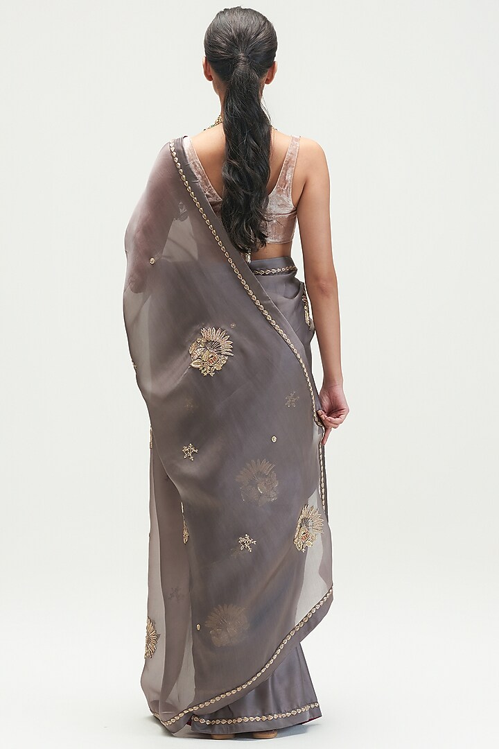 Shadow Grey Embroidered Reception Saree by Kshitij Jalori at Pernia's Pop Up Shop