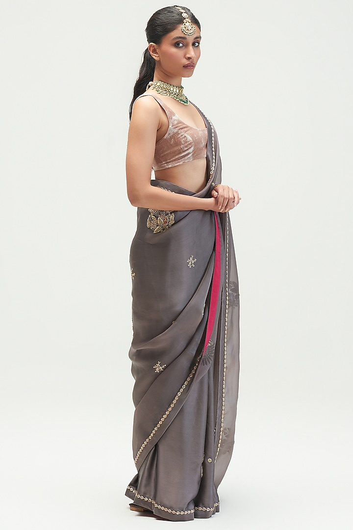 Shadow Grey Embroidered Reception Saree by Kshitij Jalori at Pernia's Pop Up Shop