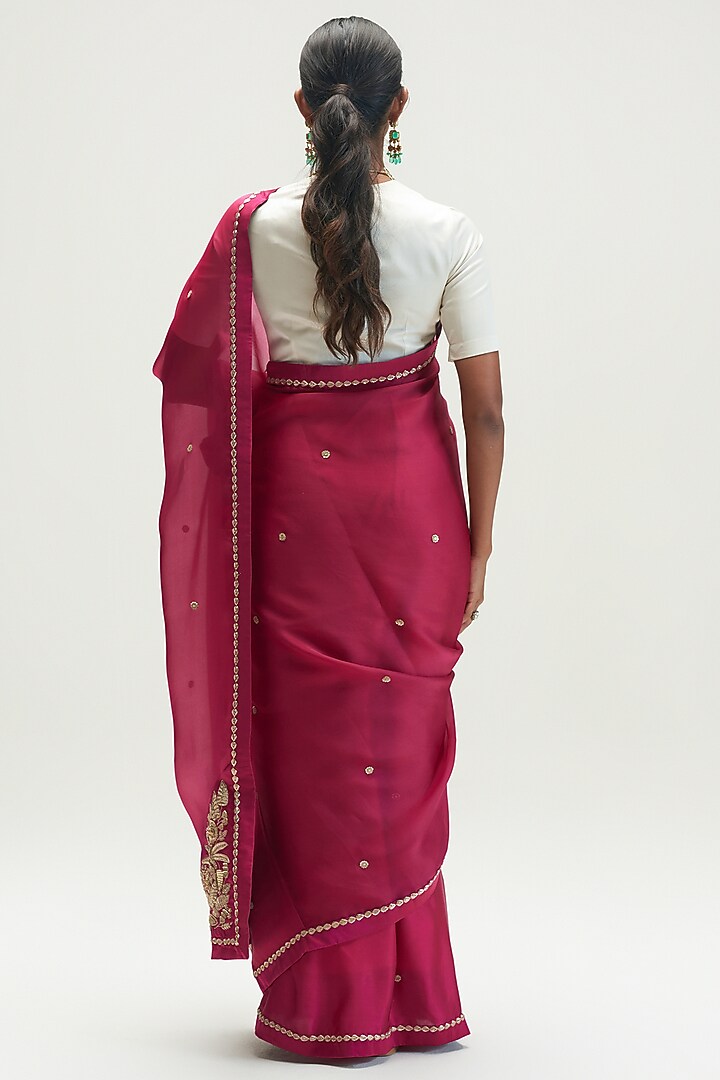 Mulberry Wedding Saree With Embroidery by Kshitij Jalori at Pernia's Pop Up Shop