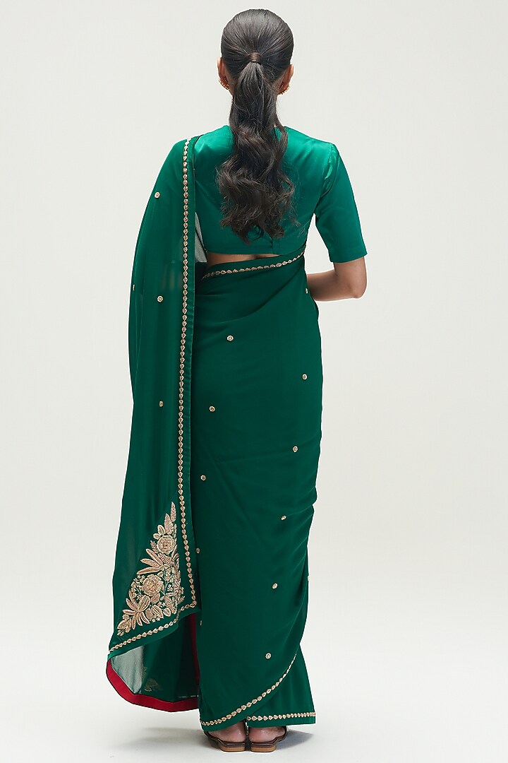Emerald Green Embroidered Reception Saree by Kshitij Jalori at Pernia's Pop Up Shop