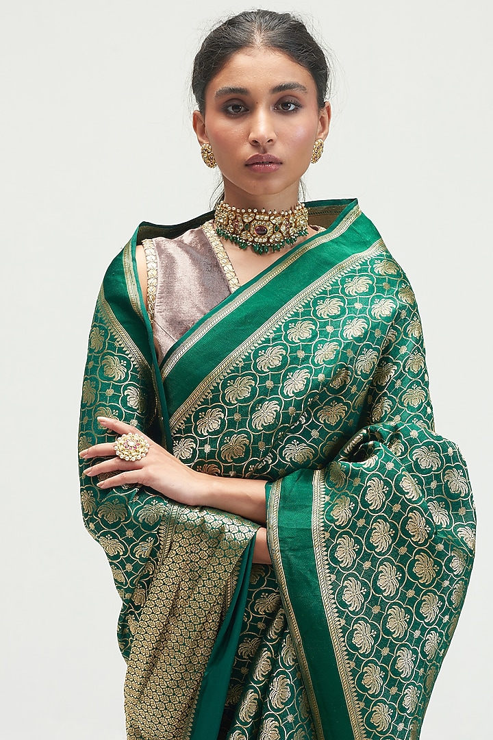 Emerald Brocade Wedding Saree Set by Kshitij Jalori at Pernia's Pop Up Shop