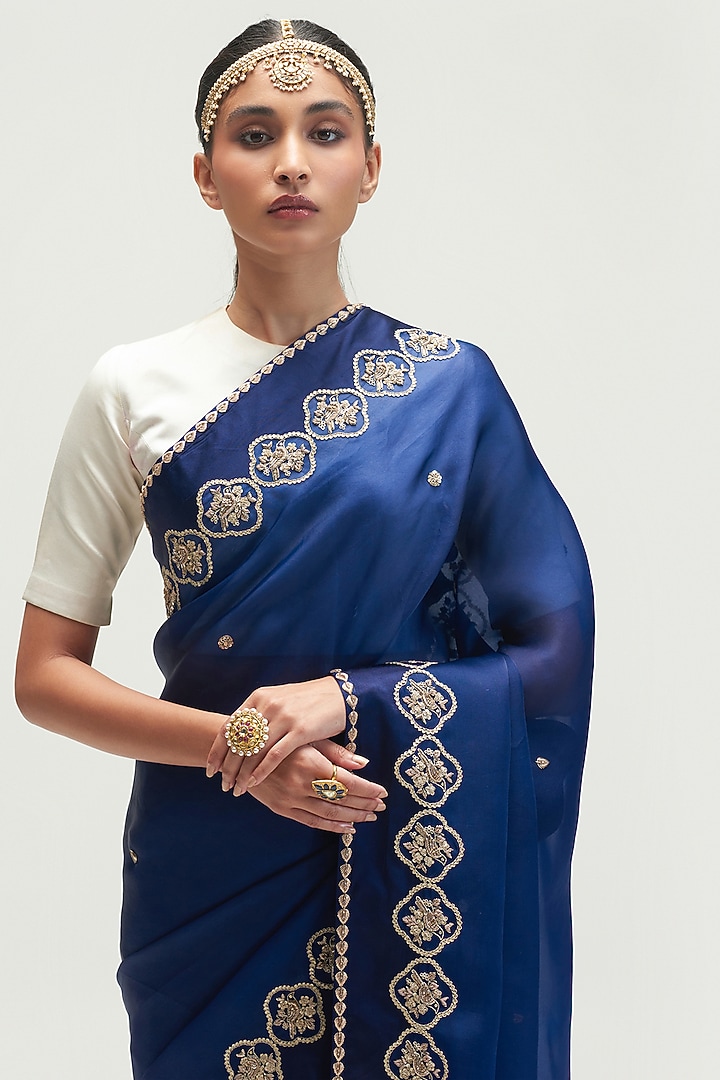 Sapphire Silk Satin Crepe Embroidered Reception Saree Set by Kshitij Jalori at Pernia's Pop Up Shop