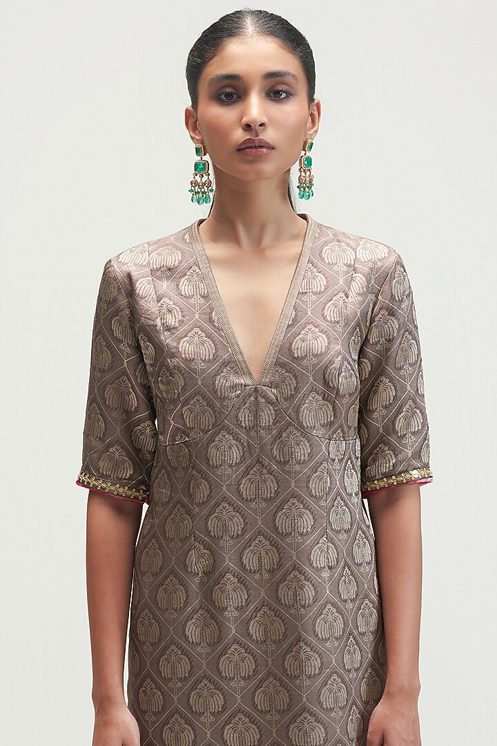 Mud Brown Silk Brocade Kurta Set by Kshitij Jalori at Pernia's Pop Up Shop