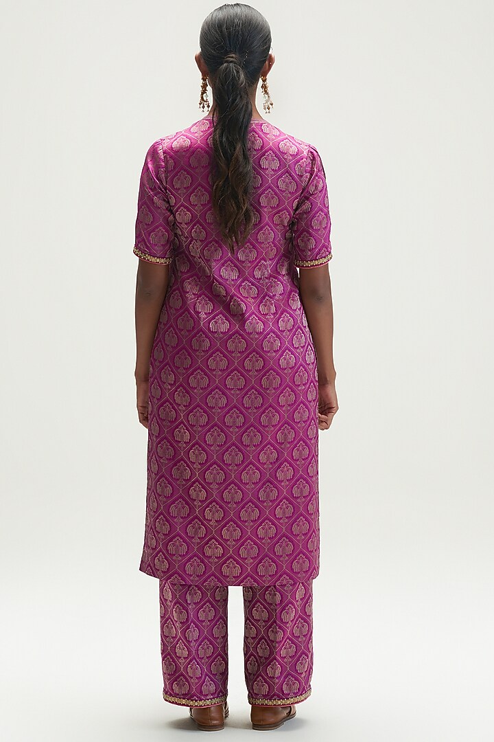 Amethyst Silk Brocade Kurta Set by Kshitij Jalori at Pernia's Pop Up Shop