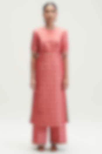 Rouge Embroidered Kurta Set by Kshitij Jalori at Pernia's Pop Up Shop