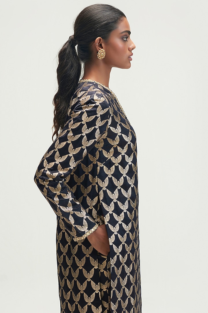 Black Silk Brocade Kurta Set by Kshitij Jalori at Pernia's Pop Up Shop