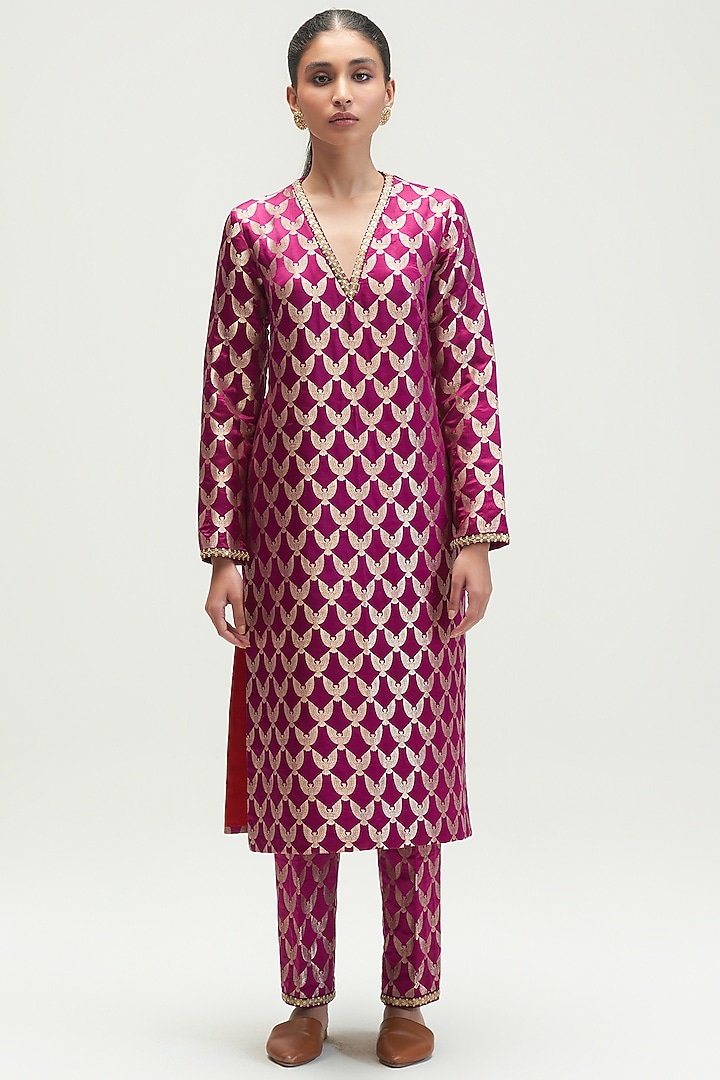 Wine Silk Brocade Kurta Set by Kshitij Jalori at Pernia's Pop Up Shop