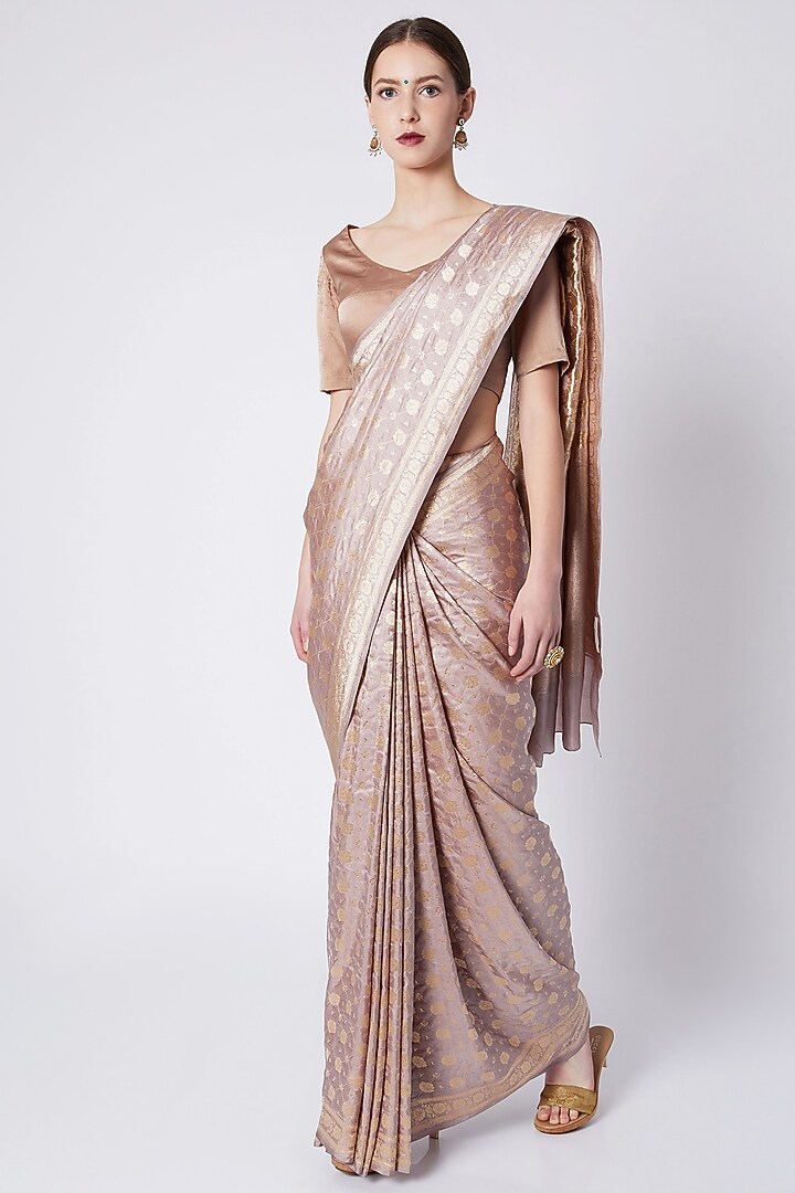 Pale Lilac Silk Zari Phewka Embroidered Wedding Saree by Kshitij Jalori at Pernia's Pop Up Shop