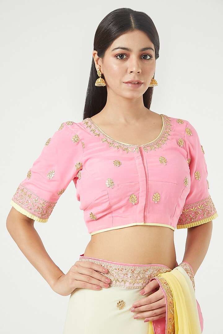 Yellow Platinum Chiffon Resham Embroidered Party Wear Saree Set by Rana'S by Kshitija at Pernia's Pop Up Shop