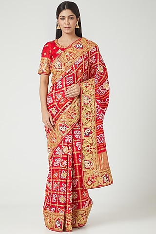 Red Embroidered Saree Set by Rana'S by Kshitija