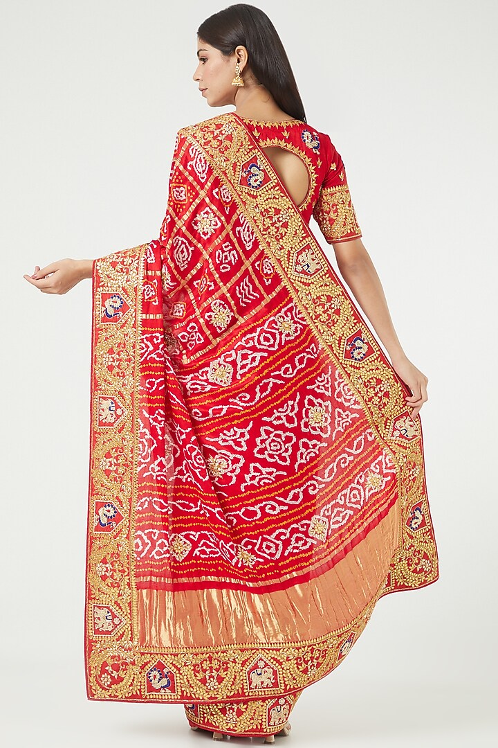 Red Embroidered Wedding Saree Set by Rana'S by Kshitija at Pernia's Pop Up Shop