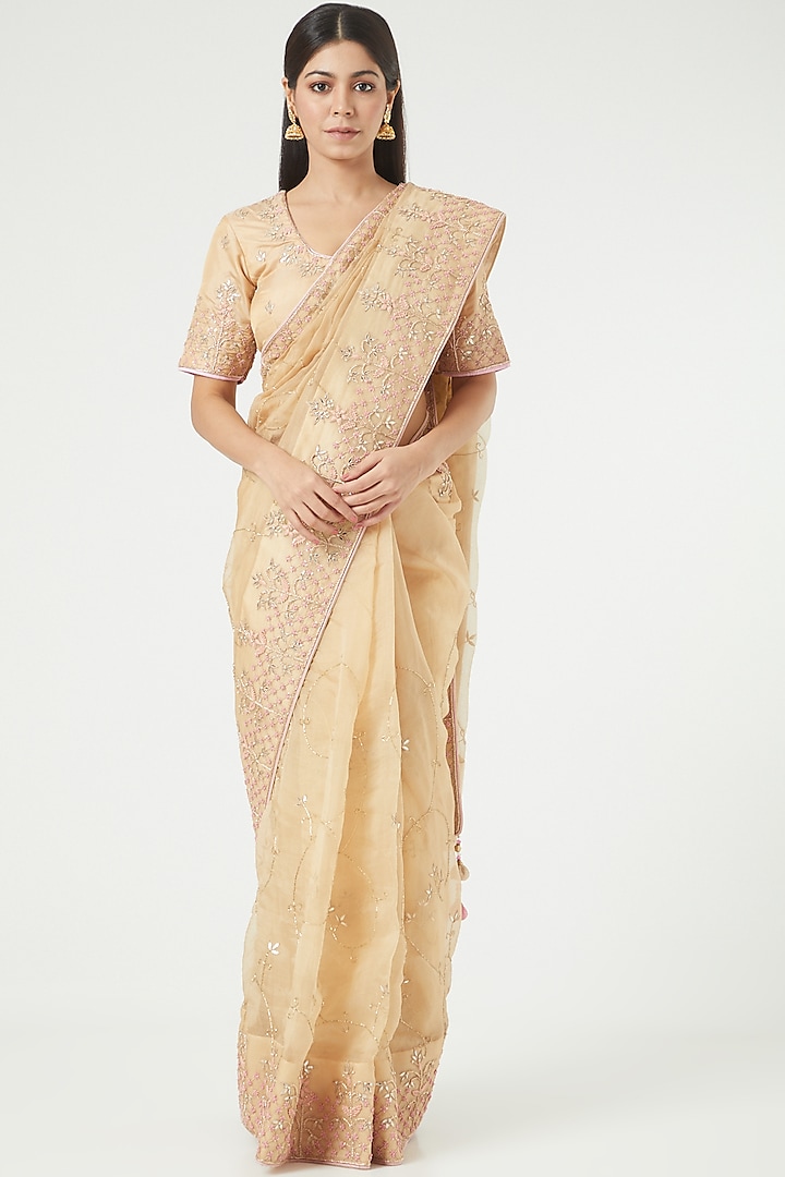 Gold Embroidered Saree Set by Rana'S by Kshitija