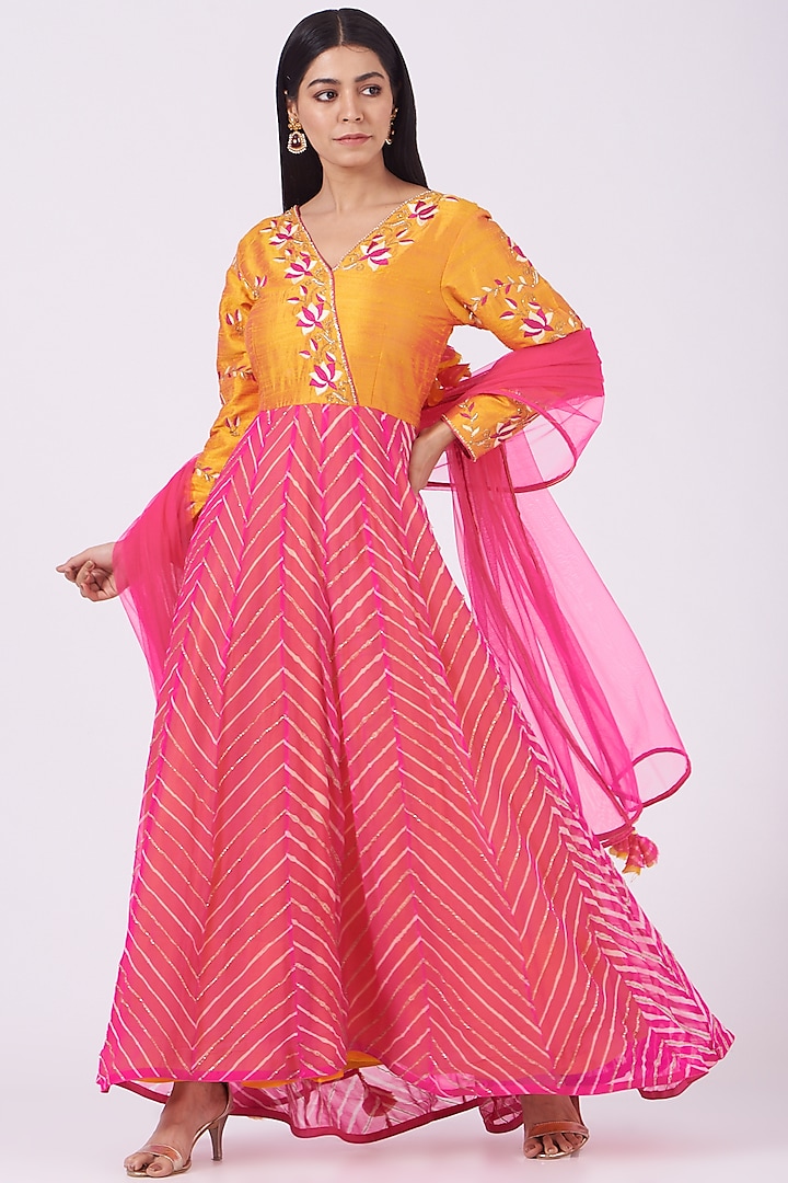 Fuchsia Embroidered Anarkali Set by Rana'S by Kshitija