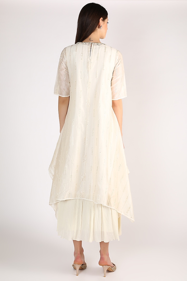 tang Gennemvæd blive forkølet Beige & Ivory Double-Layered Tunic Design by Keith Gomes at Pernia's Pop Up  Shop 2022