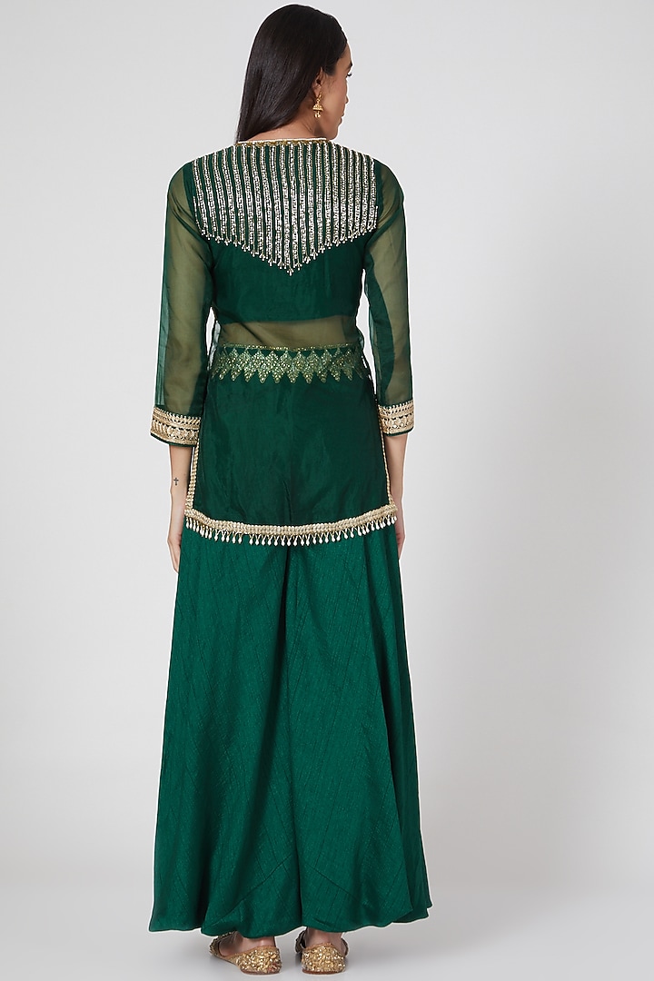 Emerald Green Embroidered Tunic Set by Keith Gomes at Pernia's Pop Up Shop