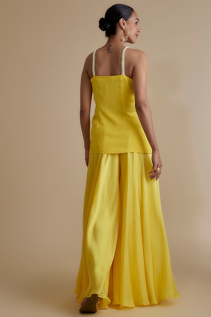 Yellow Georgette Embroidered Tunic Set by Keith Gomes at Pernia's Pop Up Shop