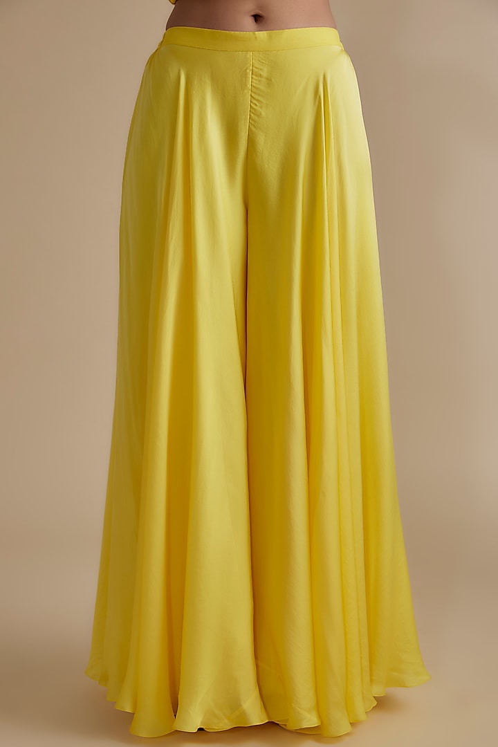 Yellow Georgette Embroidered Tunic Set by Keith Gomes at Pernia's Pop Up Shop