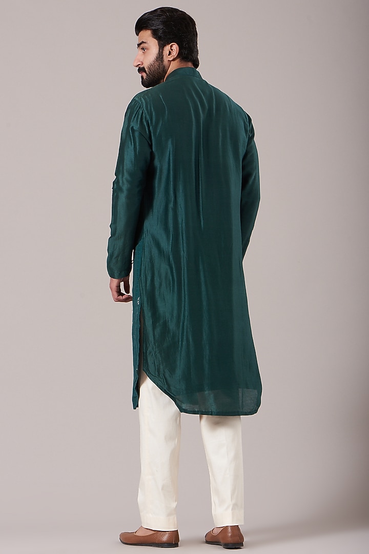 Aegean Chanderi Silk Dabka Embroidered Kurta Set by Kudrat Couture at Pernia's Pop Up Shop