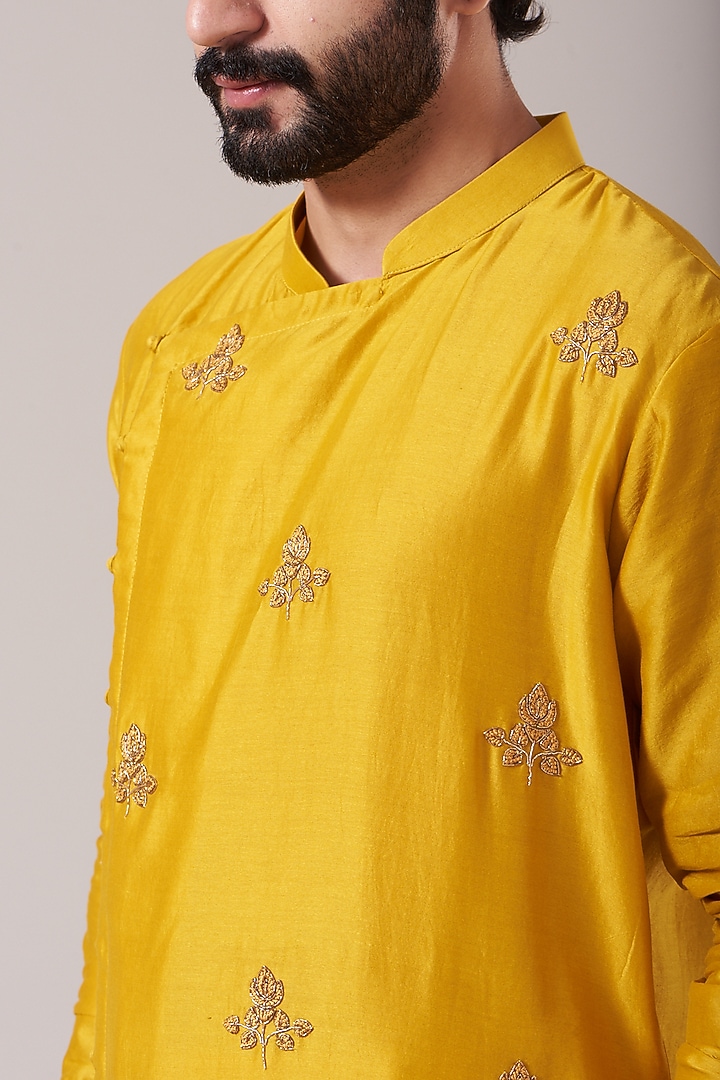 Mustard Embroidered Kurta Set by Kudrat Couture at Pernia's Pop Up Shop
