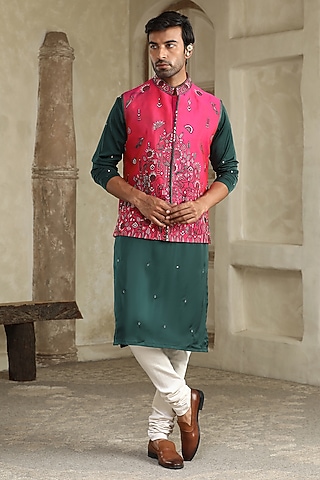 Pink Silk Mirror Embroidered Bundi Jacket Set by Kudrat Couture