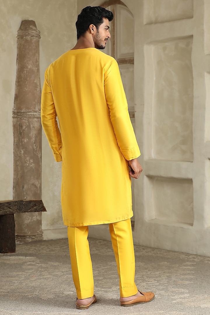 Yellow Chanderi Silk Handpainted Kurta Set by Kudrat Couture at Pernia's Pop Up Shop