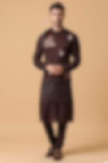 Brown Chanderi Silk Nakshi Embroidered Kurta Set by Kudrat Couture