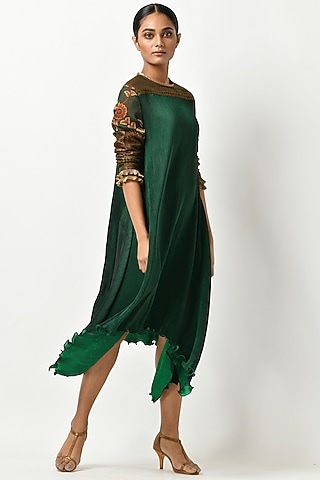 Emerald Green Kalamkari Kaftan by Kiran Uttam Ghosh
