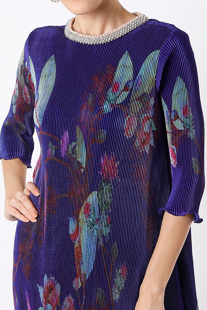 Purple Printed Kaftan by Kiran Uttam Ghosh at Pernia's Pop Up Shop