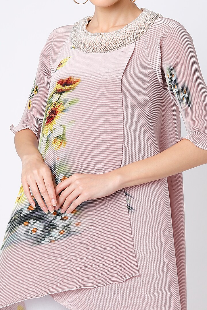 Salmon Pink Digital Printed Wrapped Kurta by Kiran Uttam Ghosh at Pernia's Pop Up Shop