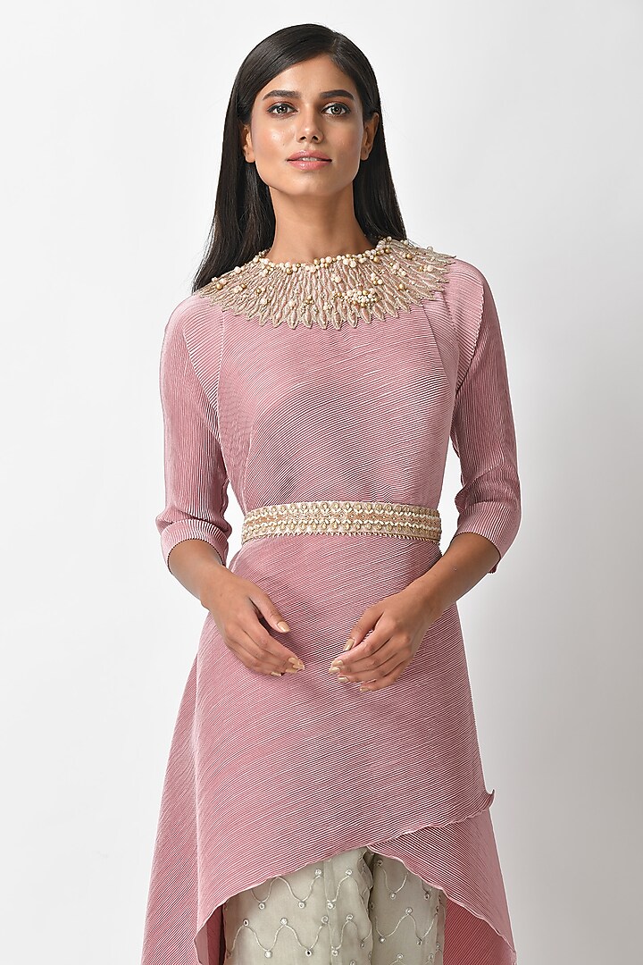 Baby Pink Embroidered Tunic by Kiran Uttam Ghosh at Pernia's Pop Up Shop