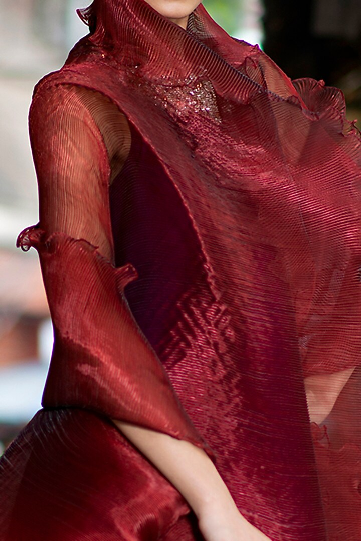 Maroon Pleated Polyester & Sheer Dupatta by Kiran Uttam Ghosh at Pernia's Pop Up Shop