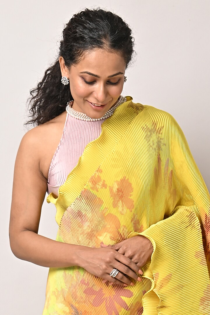 Bright Yellow Printed Wedding Saree Set by Kiran Uttam Ghosh at Pernia's Pop Up Shop