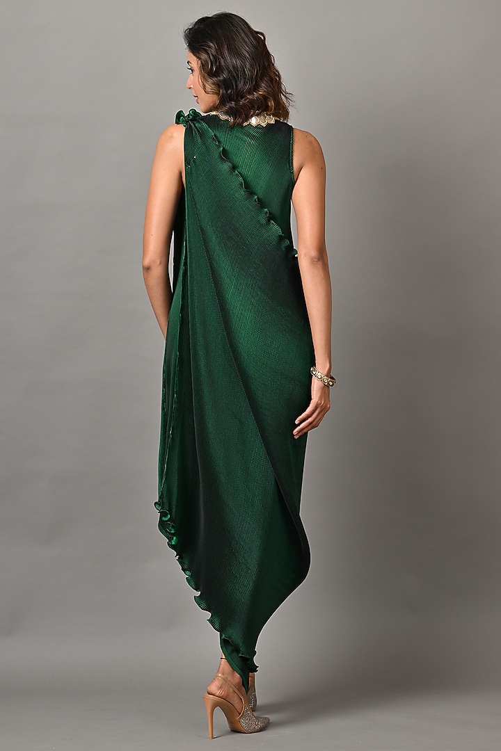 Emerald Polyester Embroidered Cocktail Dress With Drape by Kiran Uttam Ghosh at Pernia's Pop Up Shop
